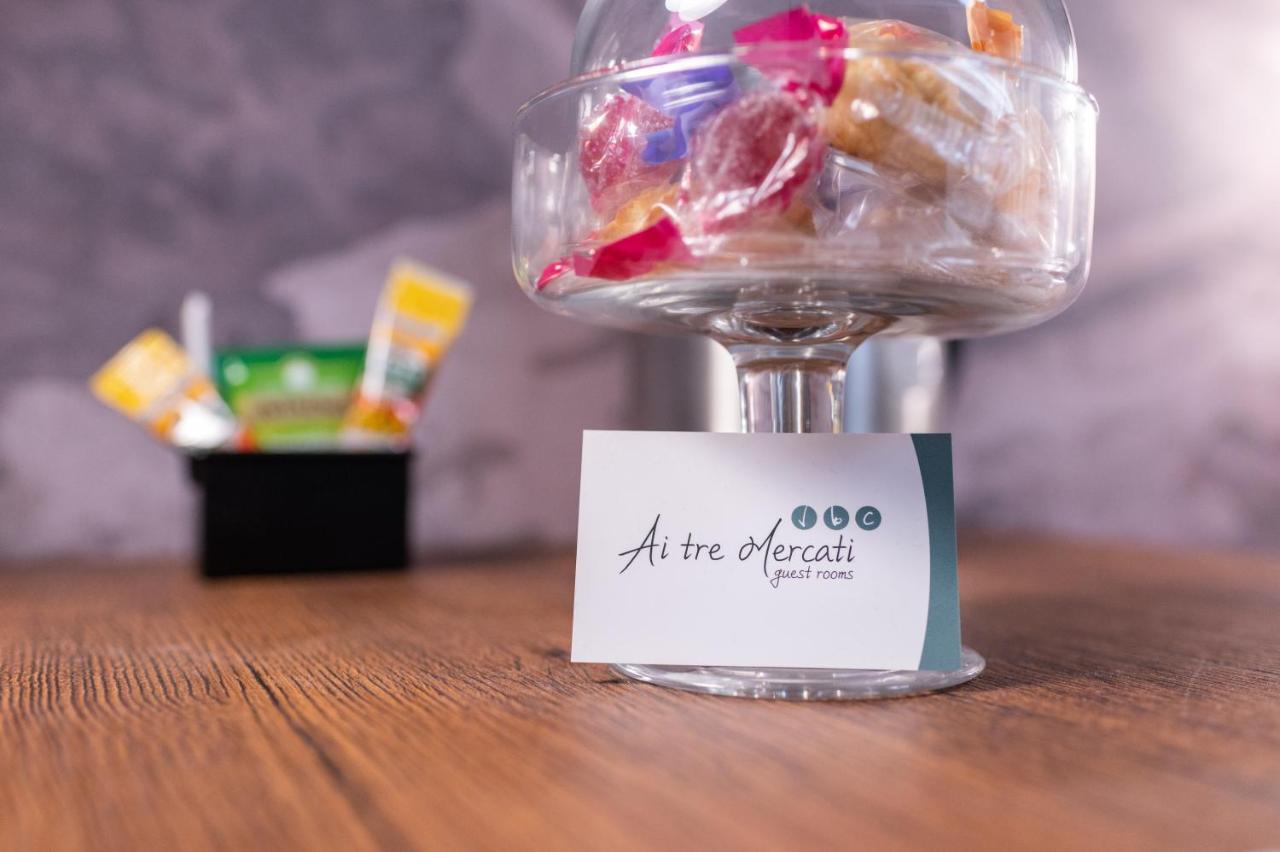 Ai Tre Mercati ปาแลร์โม ภายนอก รูปภาพ